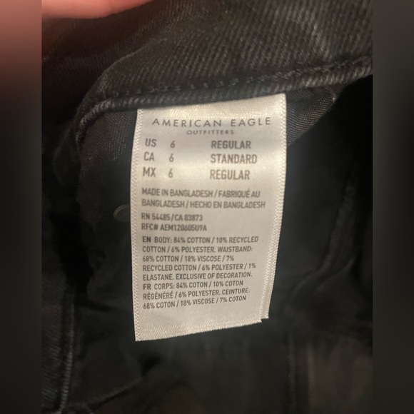 American Eagle Black Straight Leg Jeans - Size 6 - Picture 6 of 7